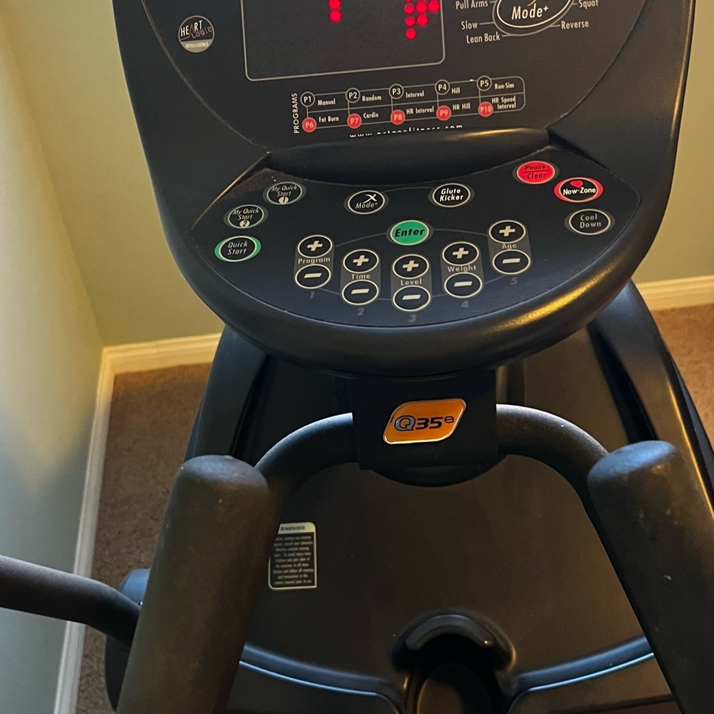 PROFESSIONAL Elliptical - Picture 2 of 5